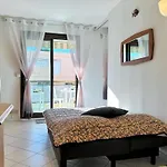 Appartement Climatisé, 4 Couchages, Centre-ville Du Lavandou, Proche Plage, Parking Inclus - Fr-1-251-580 Le Lavandou