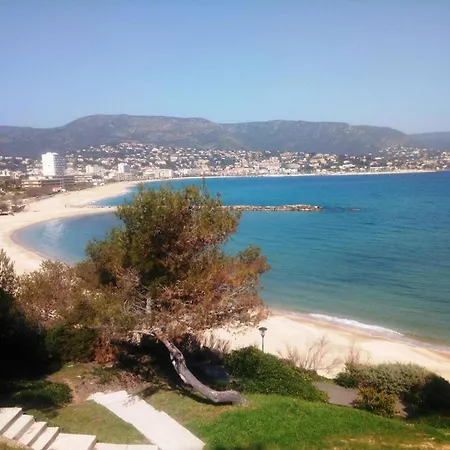 Appartement Climatisé, 4 Couchages, Centre-ville Du Lavandou, Proche Plage, Parking Inclus - Fr-1-251-580 *