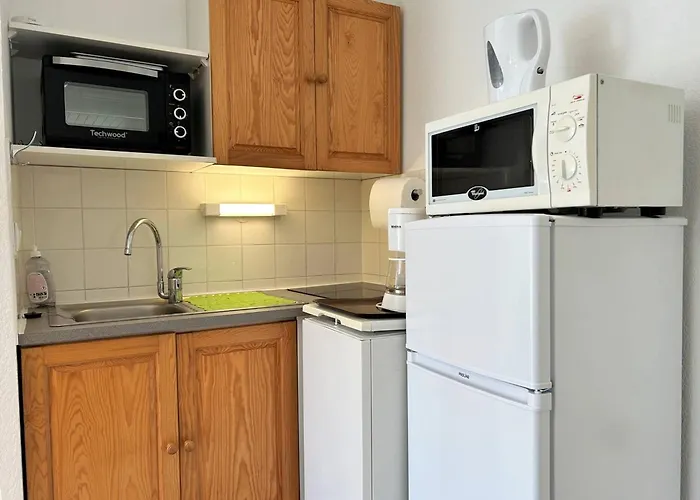 Climatisé, 4 Couchages, Centre-ville Du Lavandou, Proche Plage, Parking Inclus - Fr-1-251-580 Appartement